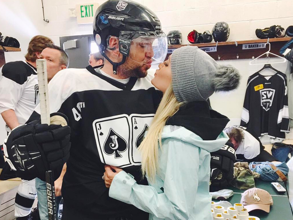 Jason Aldean Celebrates 40th Birthday With a Surprise Trip to Colorado and a Hockey Game [Photos]