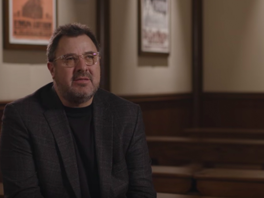 Exclusive Premiere: Go “Backstage at the Ryman” With Vince Gill in New Video